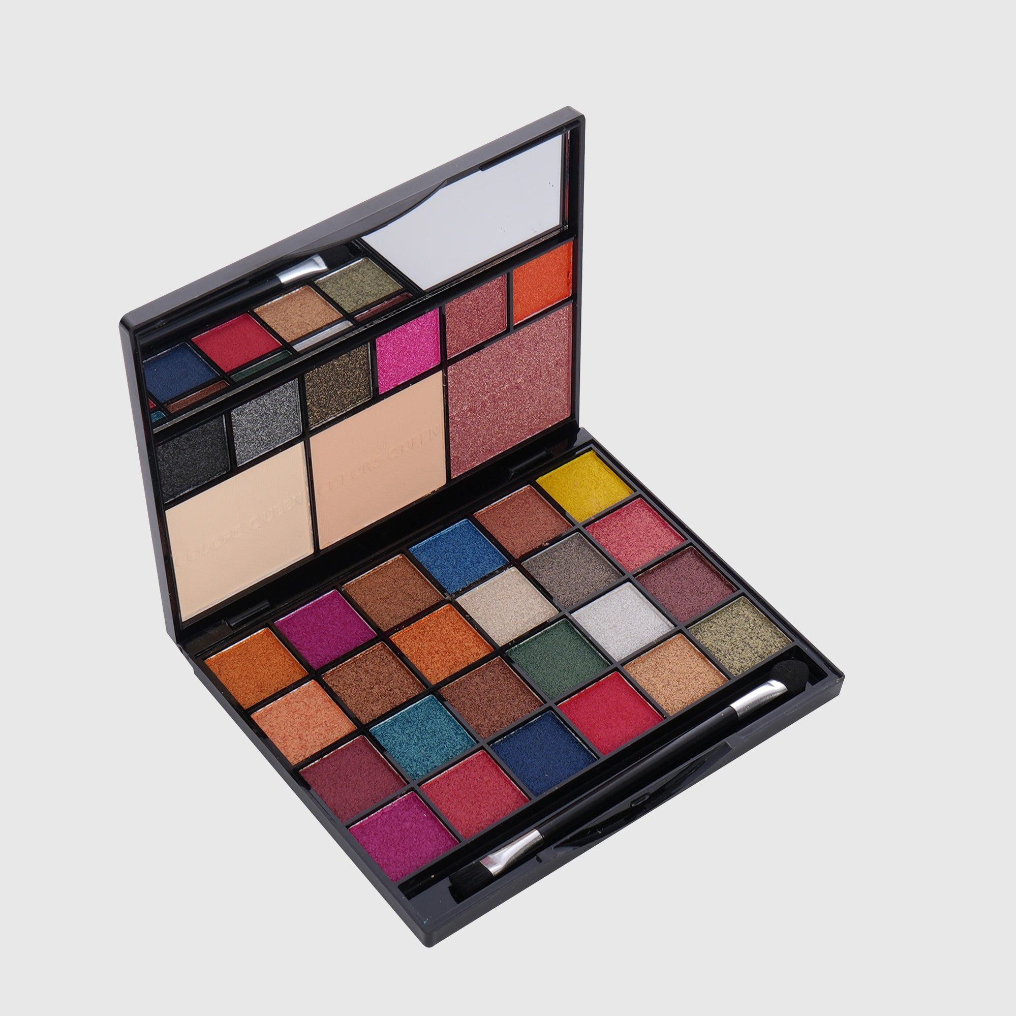 Swag Makeup Kit – 30 Eyeshadow Convenience & Style