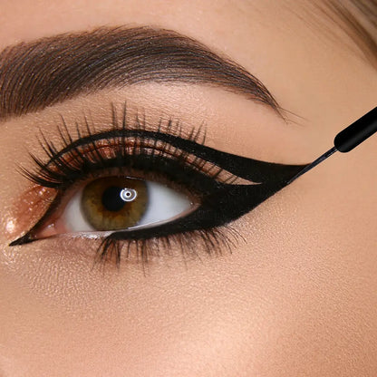 Colors Queen ONYX Matte Waterproof Eyeliner